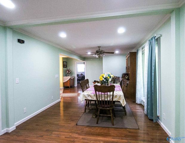 60 Holbrooks Street, Crossville, AL 35962