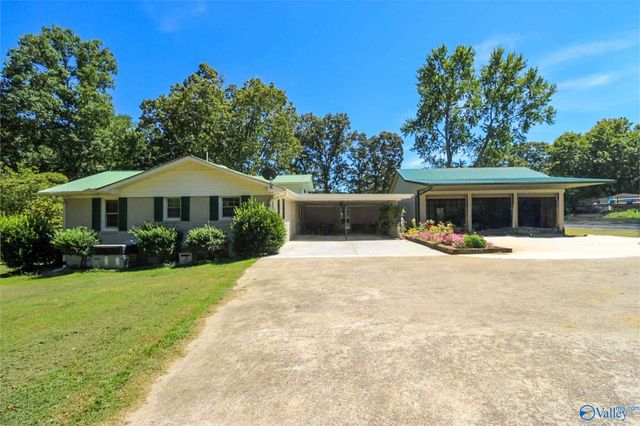 60 Holbrooks Street, Crossville, AL 35962