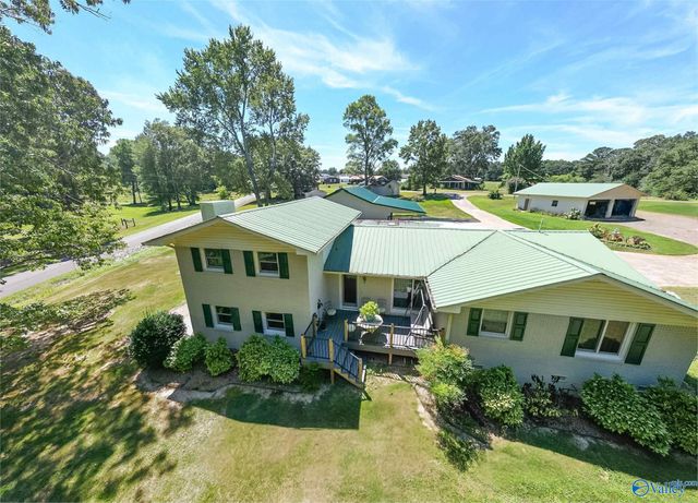 60 Holbrooks Street, Crossville, AL 35962
