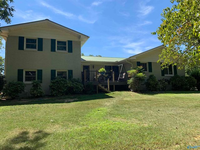 60 Holbrooks Street, Crossville, AL 35962