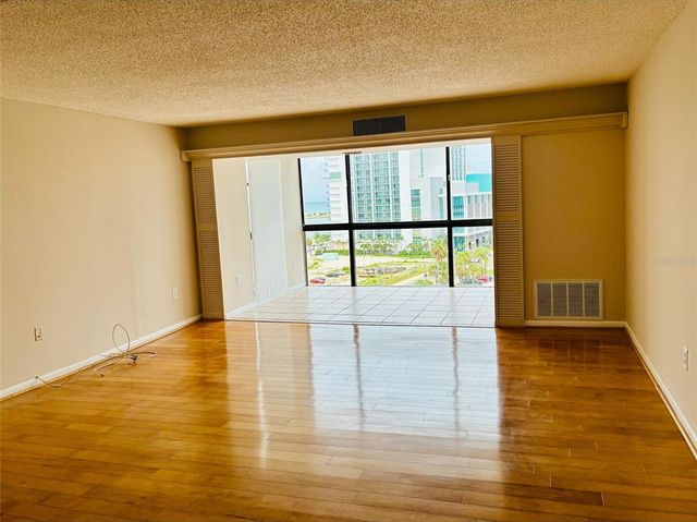 800 S GULFVIEW BOULEVARD 906, Clearwater, FL 33767
