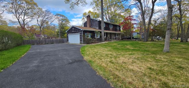 61 Timber Point Road, Great River, NY 11739