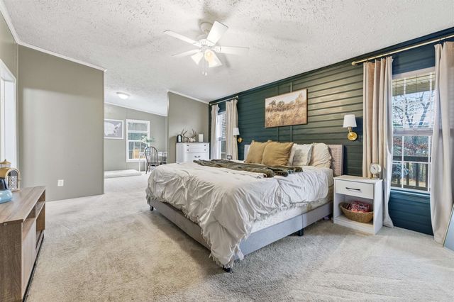 1161 E MAIN ST, Stanley, VA 22851