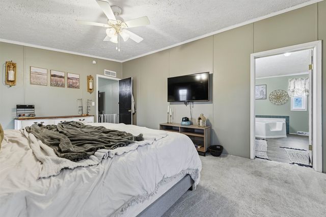 1161 E MAIN ST, Stanley, VA 22851