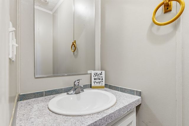 1161 E MAIN ST, Stanley, VA 22851