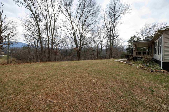 1161 E MAIN ST, Stanley, VA 22851