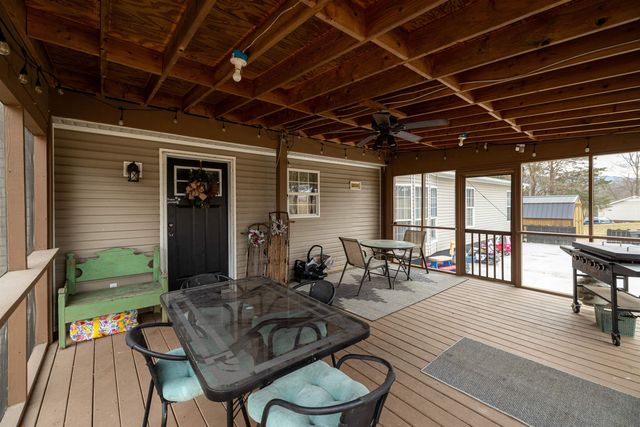 1161 E MAIN ST, Stanley, VA 22851