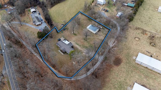 1161 E MAIN ST, Stanley, VA 22851