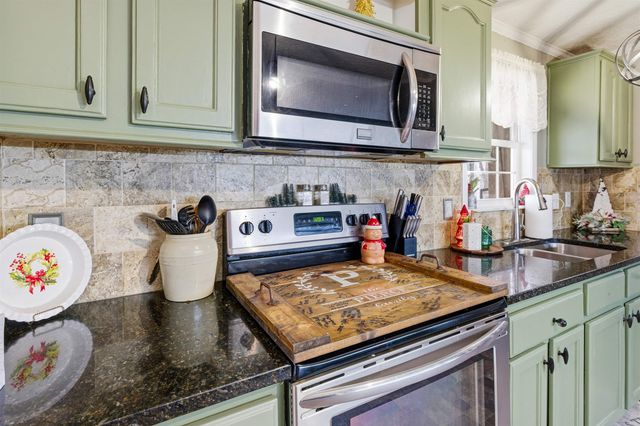 1161 E MAIN ST, Stanley, VA 22851