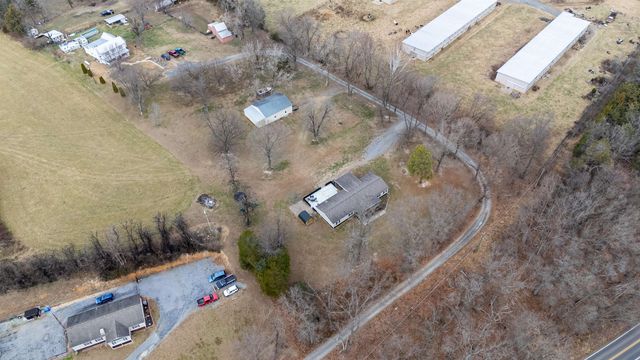 1161 E MAIN ST, Stanley, VA 22851