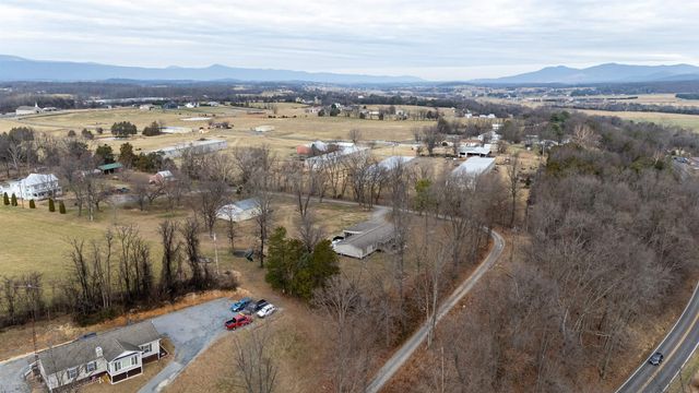 1161 E MAIN ST, Stanley, VA 22851