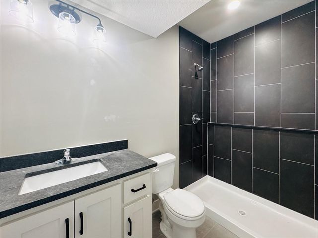 12770 NW Larkspur Lane, Platte City, MO 64079