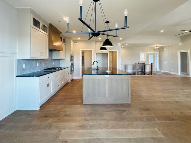 12770 NW Larkspur Lane, Platte City, MO 64079