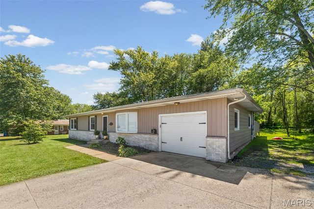 1725 West Boulevard, Belleville, IL 62221