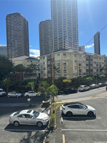 1867 Kaioo Drive 307, Honolulu, HI 96815