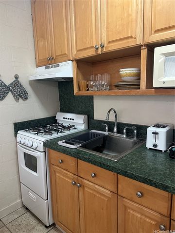1867 Kaioo Drive 307, Honolulu, HI 96815