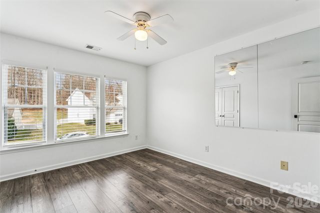 1532 Bitter Creek Drive, Charlotte, NC 28214