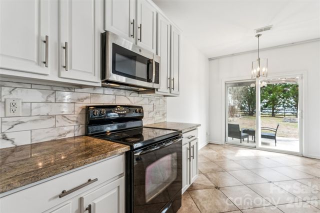 1532 Bitter Creek Drive, Charlotte, NC 28214