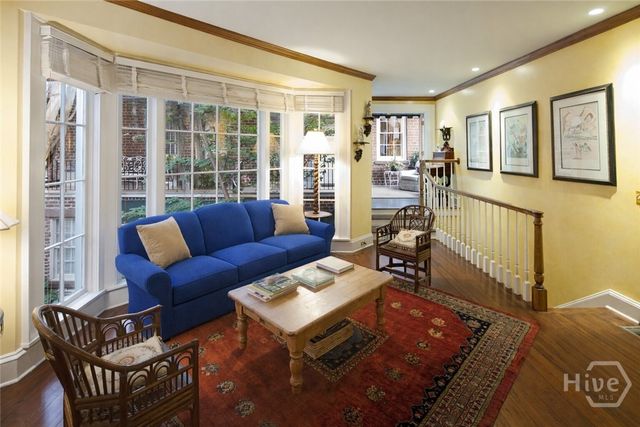 11 W Jones Street, Savannah, GA 31401