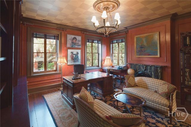 11 W Jones Street, Savannah, GA 31401