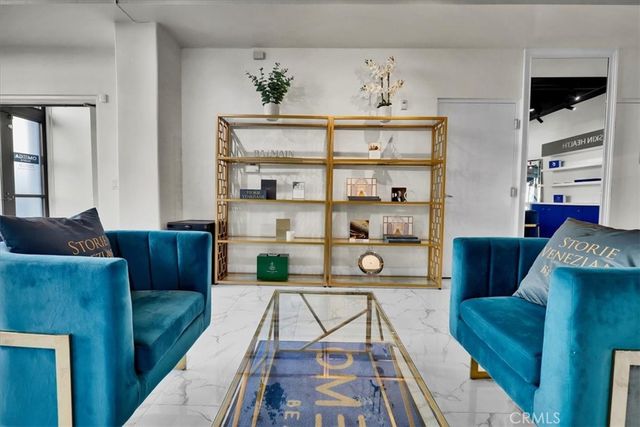 300 E 4th Street 103, Long Beach, CA 90802