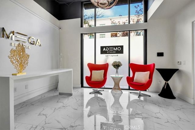 300 E 4th Street 103, Long Beach, CA 90802