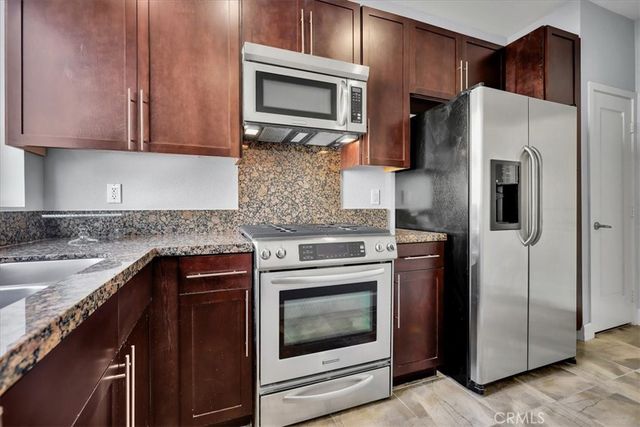 300 E 4th Street 103, Long Beach, CA 90802