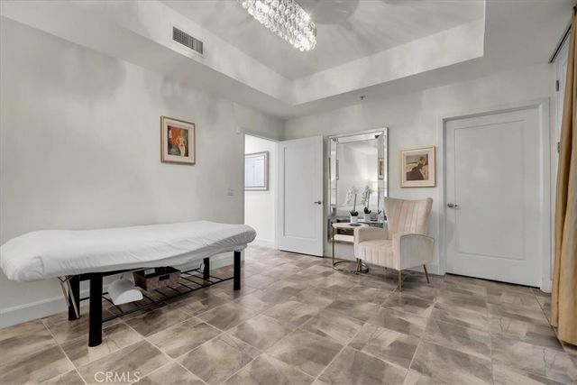 300 E 4th Street 103, Long Beach, CA 90802