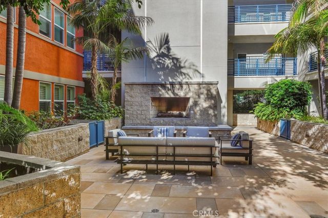 300 E 4th Street 103, Long Beach, CA 90802