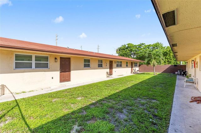 225 NW 12th Court, Pompano Beach, FL 33060