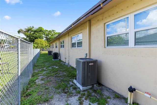 225 NW 12th Court, Pompano Beach, FL 33060