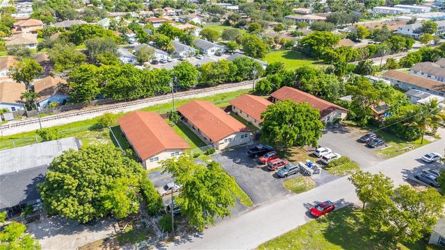 225 NW 12th Court, Pompano Beach, FL 33060