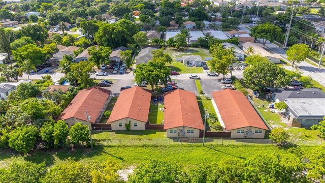 225 NW 12th Court, Pompano Beach, FL 33060