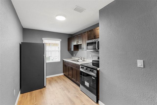 225 NW 12th Court, Pompano Beach, FL 33060