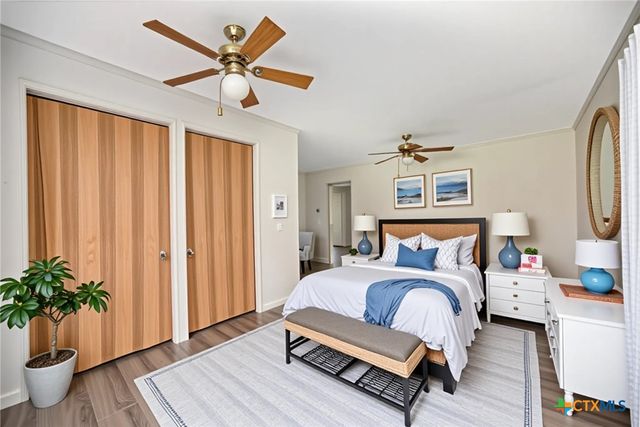 890 N Quail Run Avenue, Port Lavaca, TX 77979