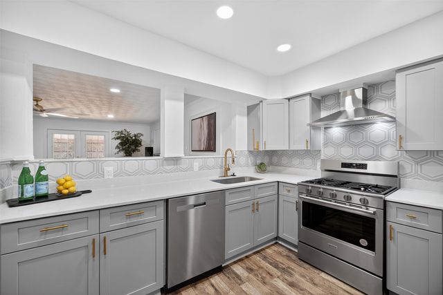 5324 Grovewood Street, Dallas, TX 75210