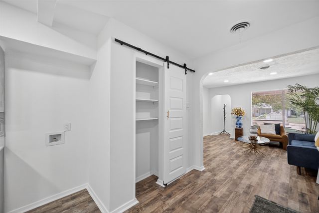 5324 Grovewood Street, Dallas, TX 75210