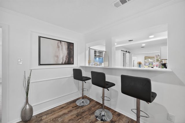 5324 Grovewood Street, Dallas, TX 75210