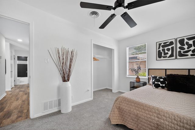 5324 Grovewood Street, Dallas, TX 75210