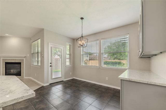 2905 Plum Lake Drive, Pearland, TX 77584