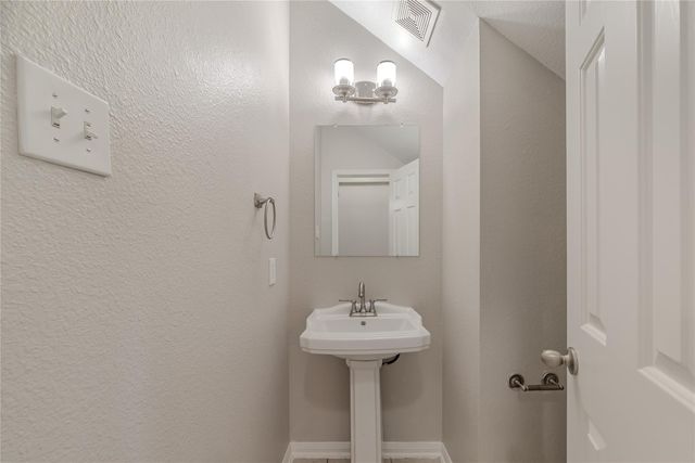 2905 Plum Lake Drive, Pearland, TX 77584