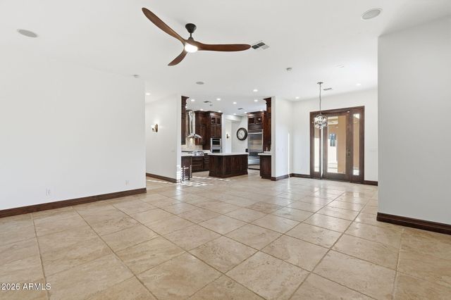 6653 E SWEETWATER Avenue, Scottsdale, AZ 85254