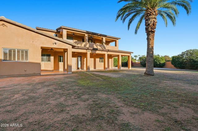 6653 E SWEETWATER Avenue, Scottsdale, AZ 85254