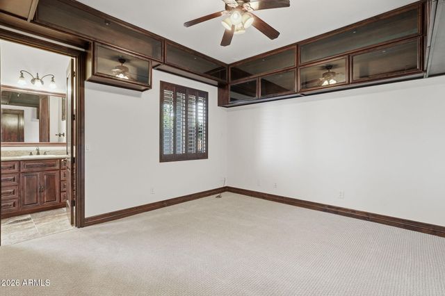 6653 E SWEETWATER Avenue, Scottsdale, AZ 85254