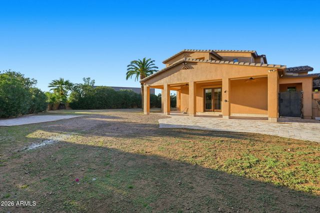 6653 E SWEETWATER Avenue, Scottsdale, AZ 85254