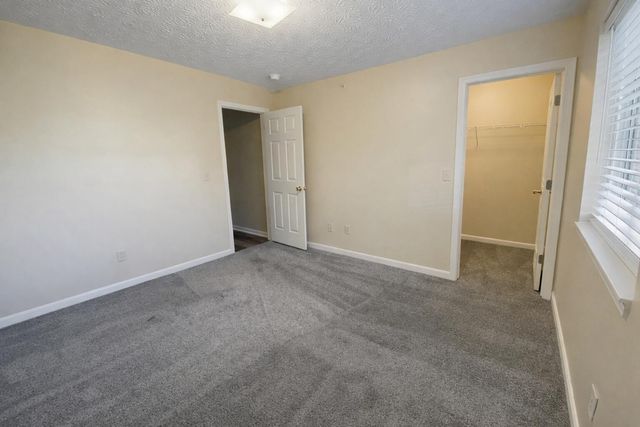 701 Napa Valley Lane, 2, Crestview Hills, KY 41017