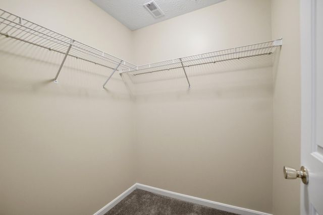 701 Napa Valley Lane, 2, Crestview Hills, KY 41017