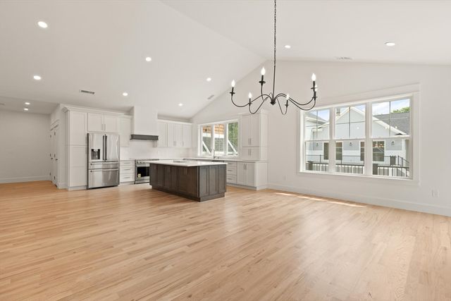 66 Orchard Ave, Johnston, RI 02919