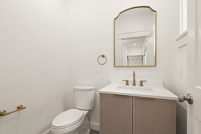 66 Orchard Ave, Johnston, RI 02919