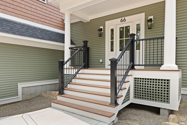 66 Orchard Ave, Johnston, RI 02919